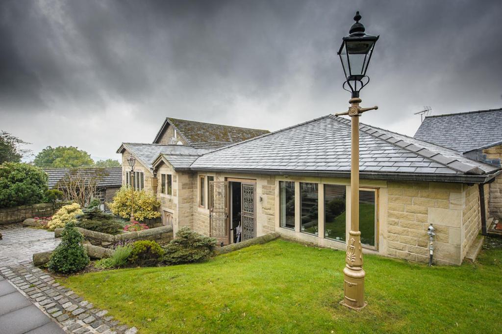 The Saddleworth Hotel Diggle Εξωτερικό φωτογραφία