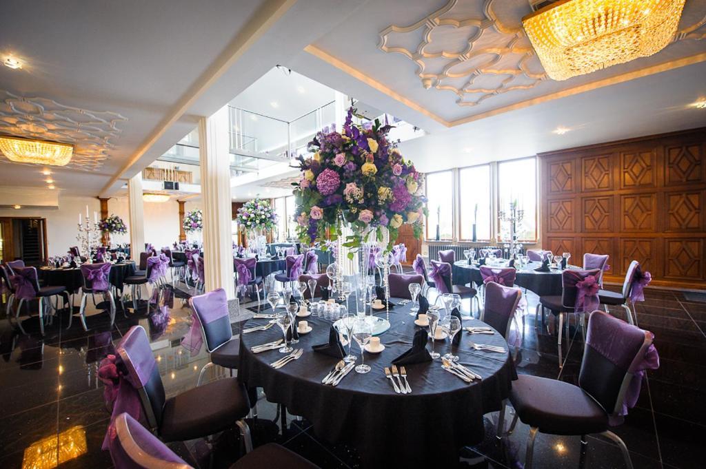 The Saddleworth Hotel Diggle Εξωτερικό φωτογραφία