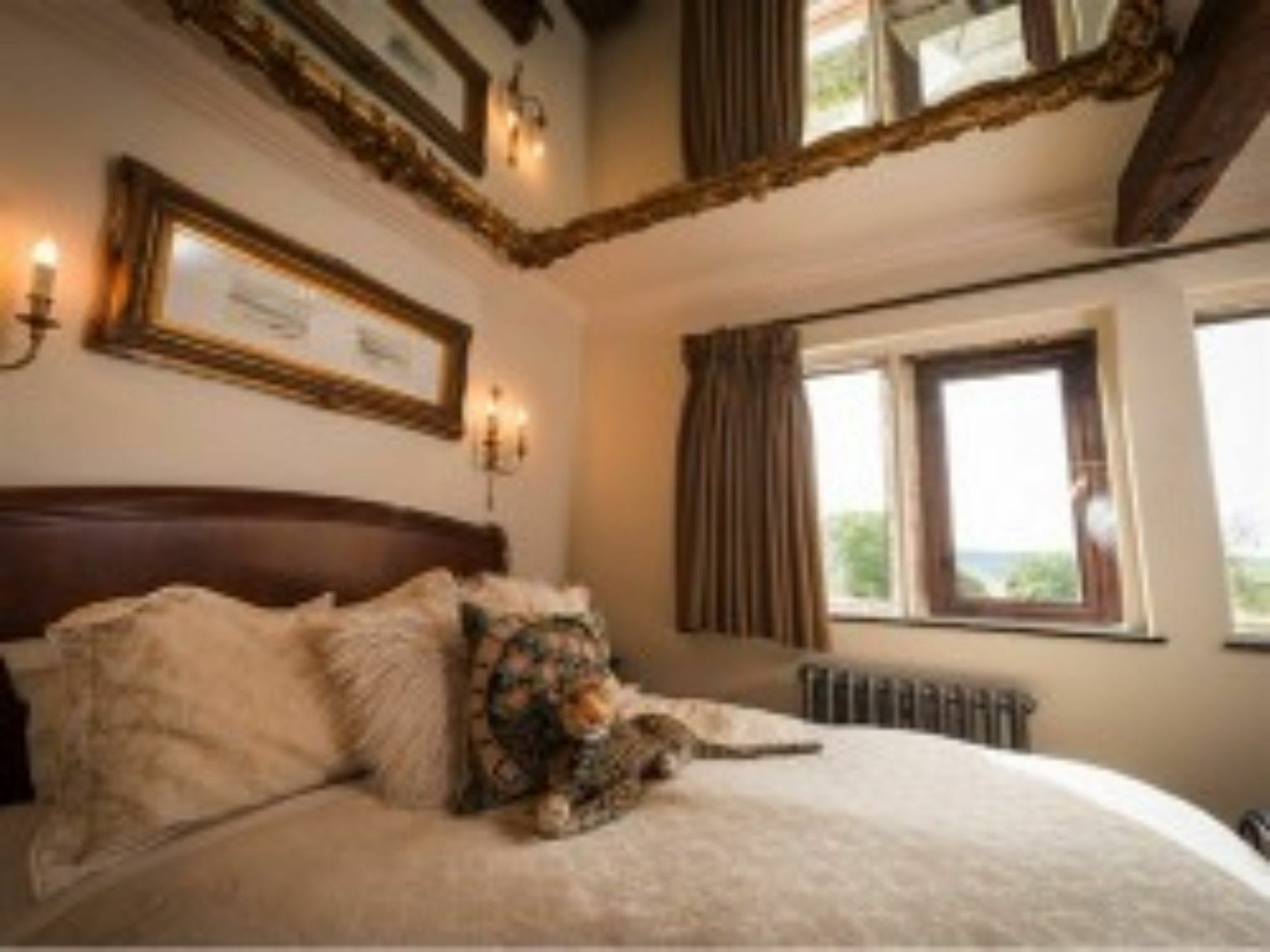 The Saddleworth Hotel Diggle Εξωτερικό φωτογραφία